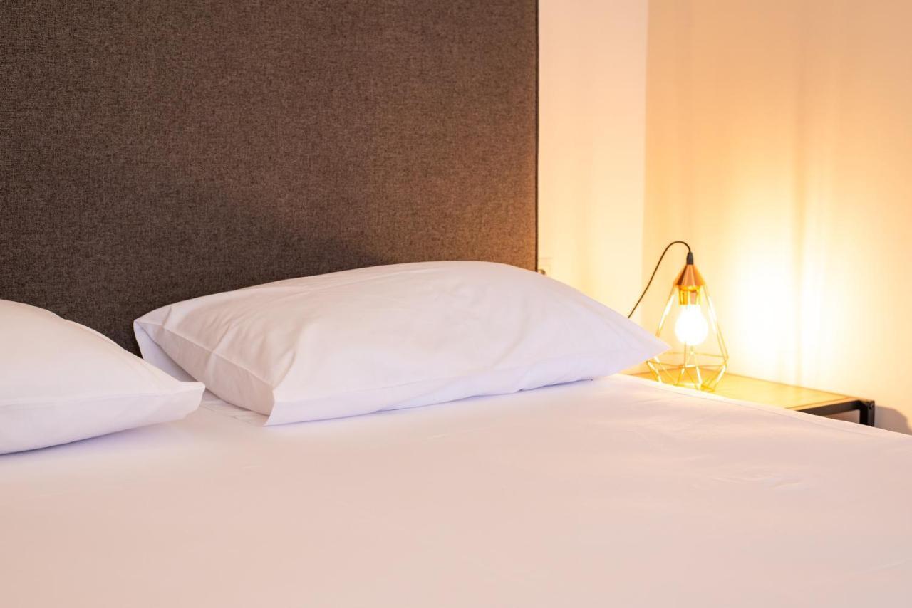 Mini Suites Near Athen'S Airport Free Shuttle From And To Athen'S Airport Spata  Ngoại thất bức ảnh
