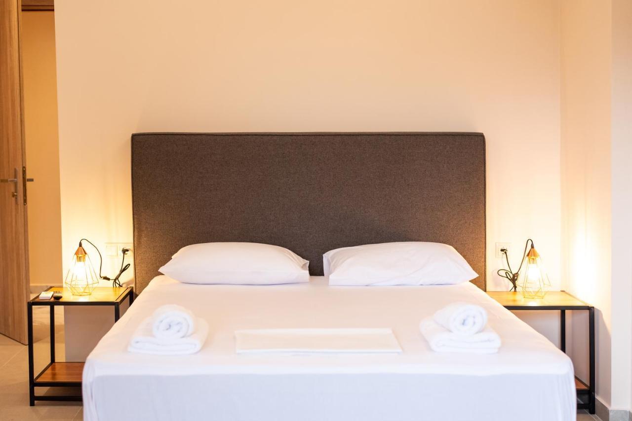 Mini Suites Near Athen'S Airport Free Shuttle From And To Athen'S Airport Spata  Ngoại thất bức ảnh